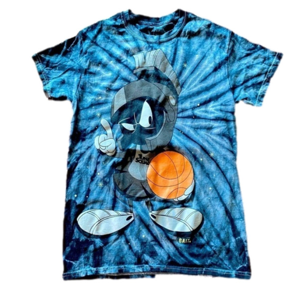 𝅺bait X SPACE JAM A NEW LEGACY MEN MARVIN LEGACY TEE GITD SMALL S - Picture 1 of 5
